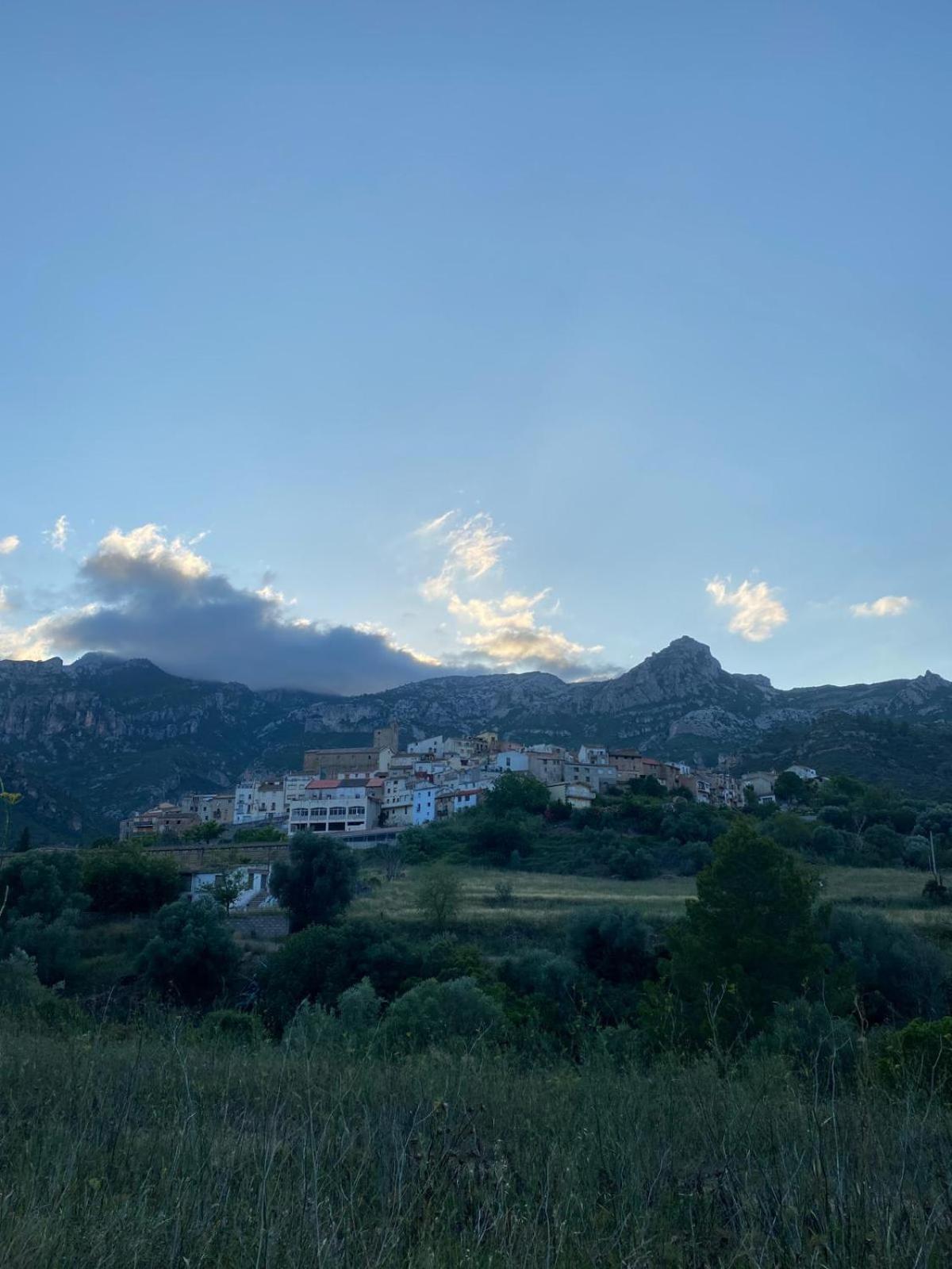Ca La Cabrera Lägenhet Alfara de Carles Exteriör bild